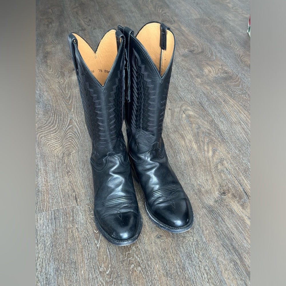Luchesse cowboy boots